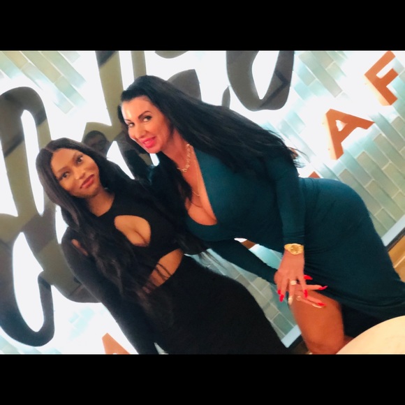 iKrush Fern Cut-Out Bodycon Dress in Black ❌(SOLD)❌ - Picture 6 of 7